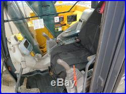 2010 John Deere 135D Excavator Cab, Heat/AC, Long Arm
