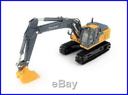 Ertl-TOMY 45432 John Deere 210G LC Excavator 1/50 Die-cast MIB