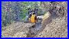 How-The-Deere-670-Grader-Repaired-Old-Roads-A-Long-Study-Grader-Motorgrader-Hardrock-01-tw