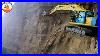 Jaw-Dropping-Excavator-Operator-Skills-So-Crazy-You-D-Think-They-Re-Fake-01-qp