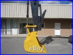 John Deere 690e LC Hydraulic Excavator Trackhoe With Thumb Auxiliary Hydraulics