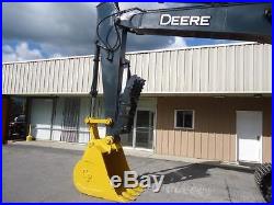 John Deere 690e LC Hydraulic Excavator Trackhoe With Thumb Auxiliary Hydraulics