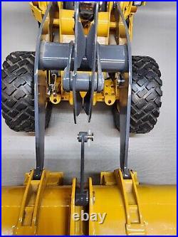 READ DESCRIPTION John Deere 544J Wheel Loader ERTL Precision 116 Scale Model